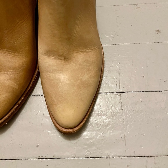 Free People Charm Double V Tan Ankle Booties Leather Size 37 - Picture 6 of 7
